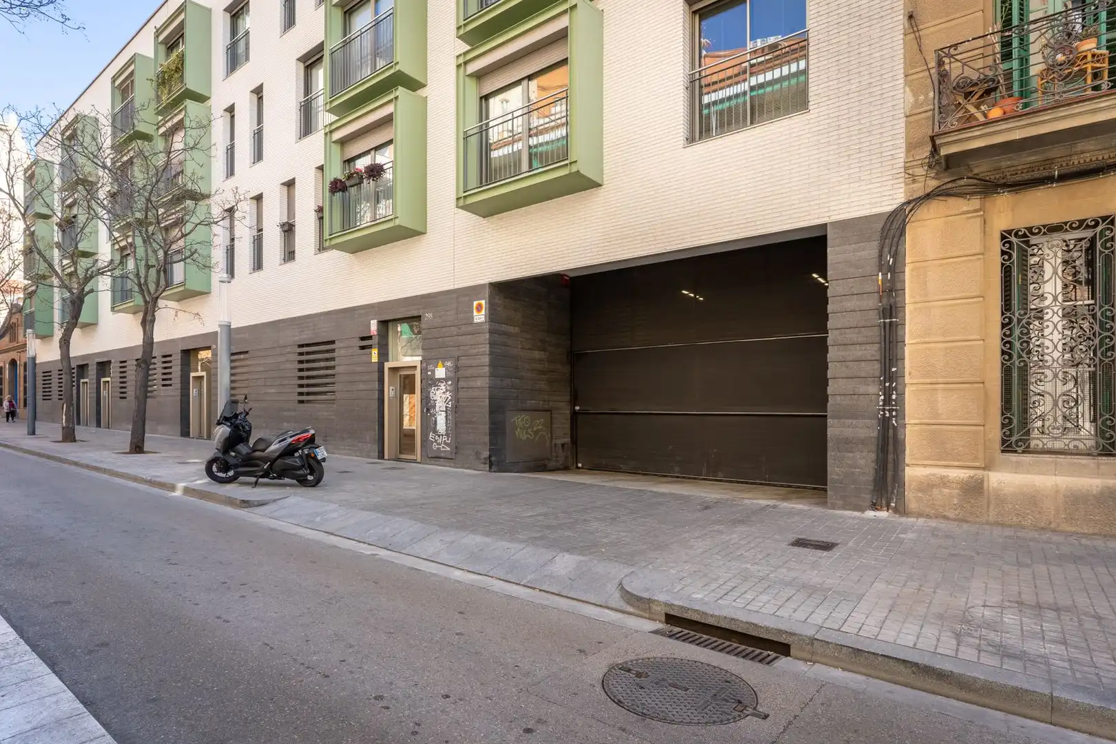 Exterior view of Garage for rent in Barcelona