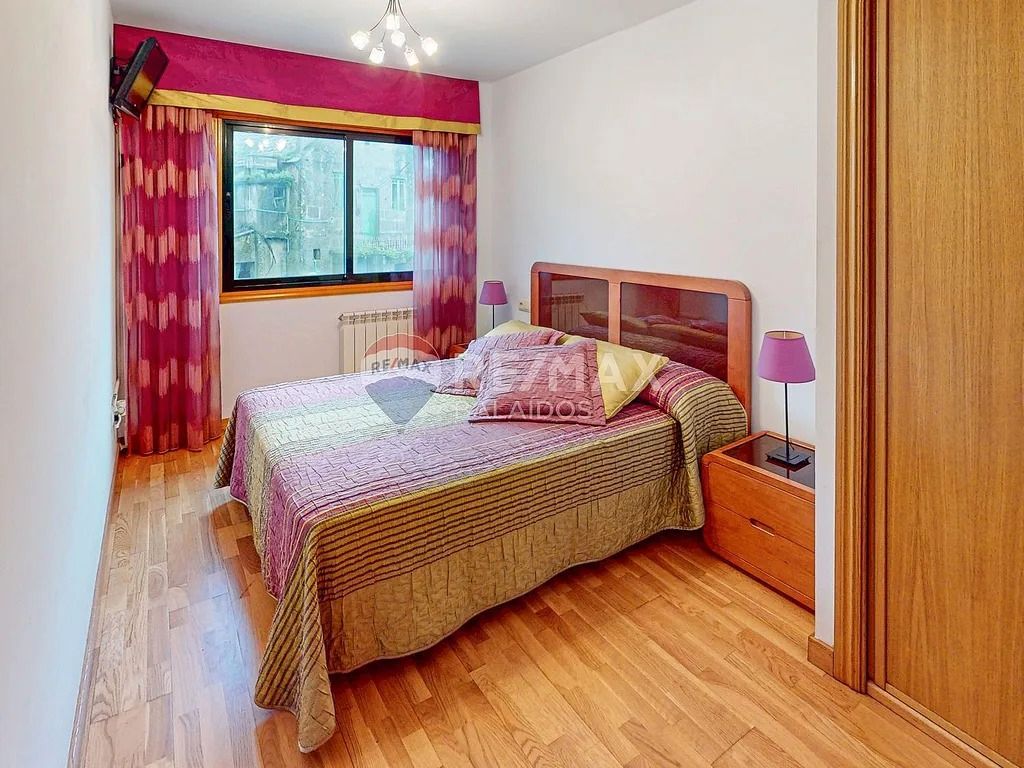 Bedroom of Flat for sale in Cangas   with Storage room