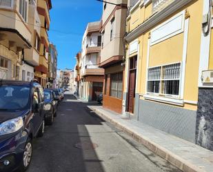 Vista exterior de Casa o xalet en venda en Las Palmas de Gran Canaria amb Terrassa