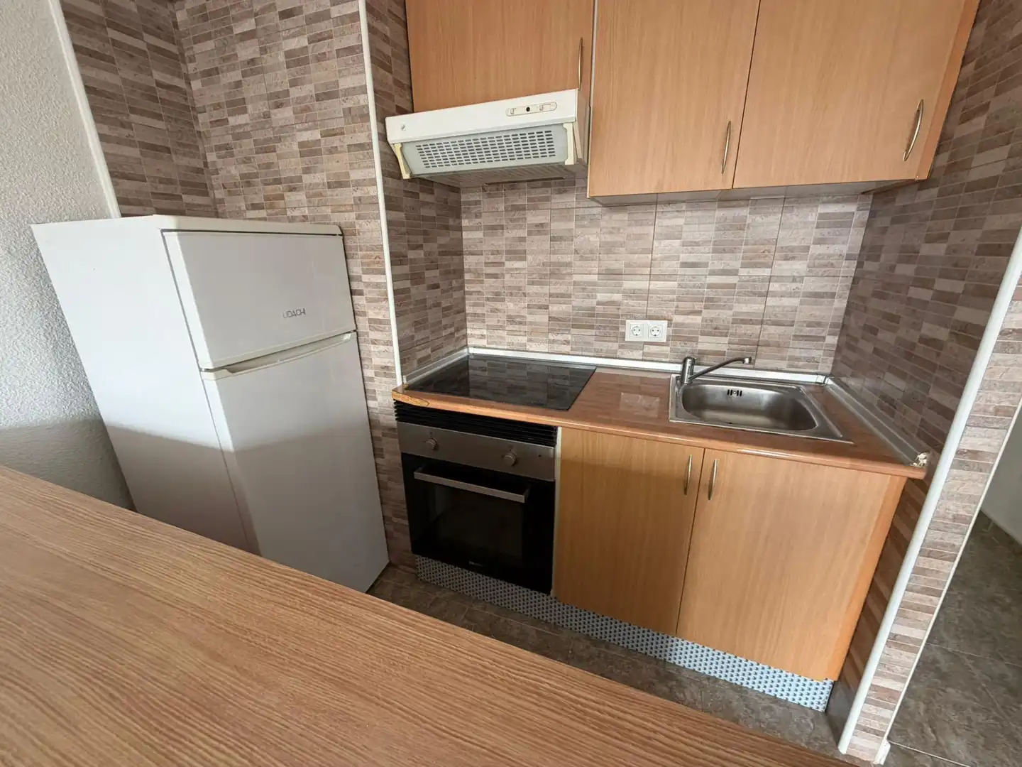 Cocina de Apartamento en venta en Benidorm con Aire acondicionado, Jardín privado y Terraza