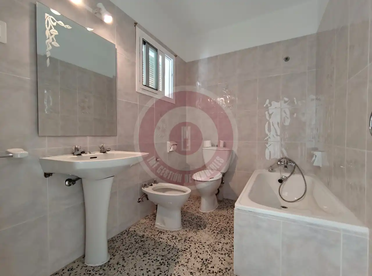 Casa adosada en venda a Calle Cruz del Cordero, 26, Norte - Barrio del Pilar - El Reñidero