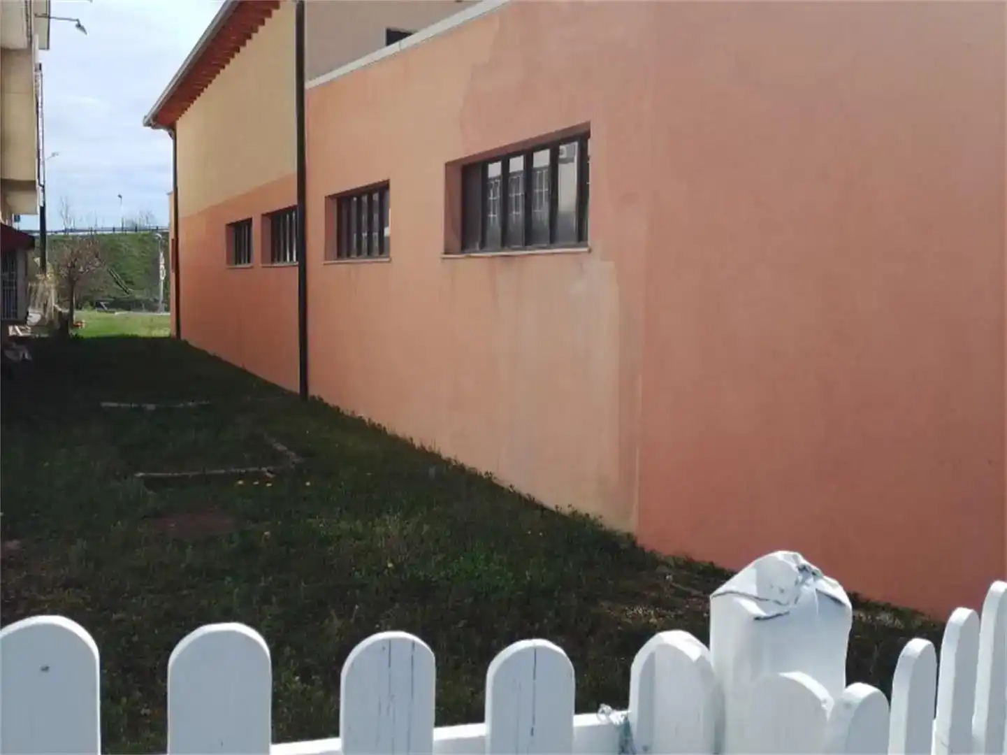 Vista exterior de Local en venta en Etxarri Aranatz