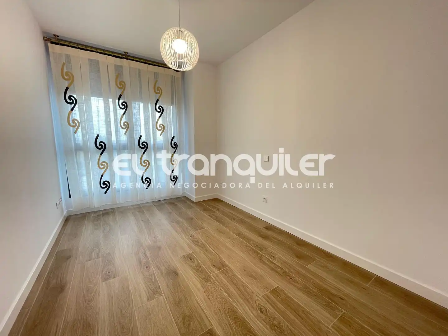 Piso de alquiler en Calle Avenida de la Seda, El Olivar
