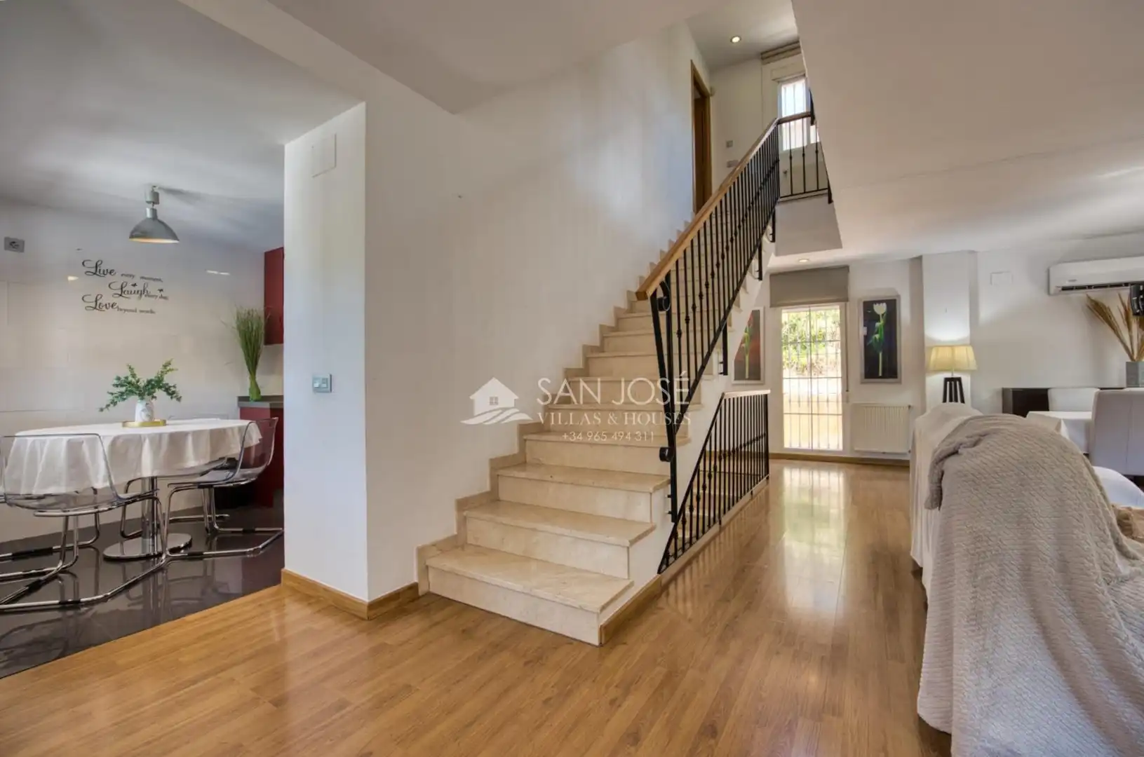 Houses for sale in Aspe  with Air Conditioner, Heating and Private garden