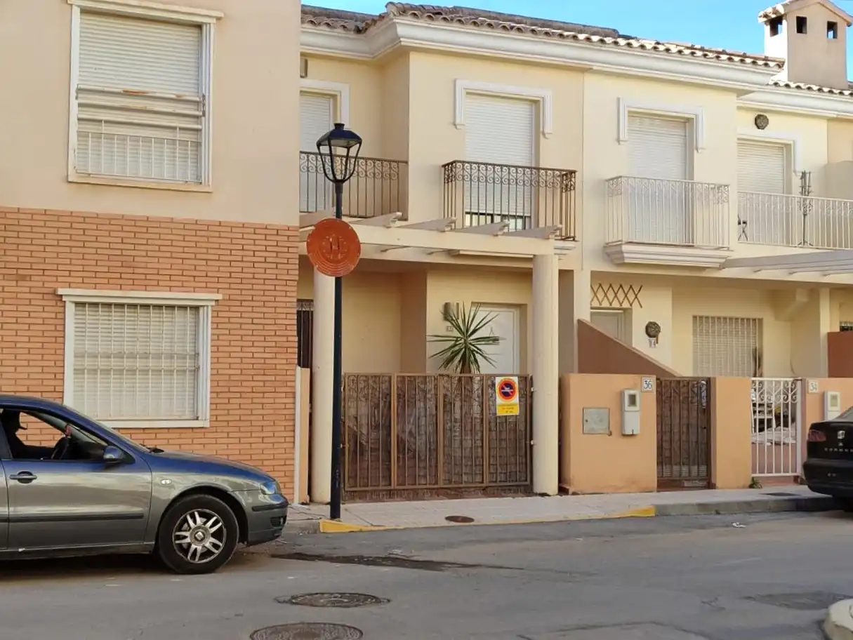Casa adosada en venta en Azucena, Turre