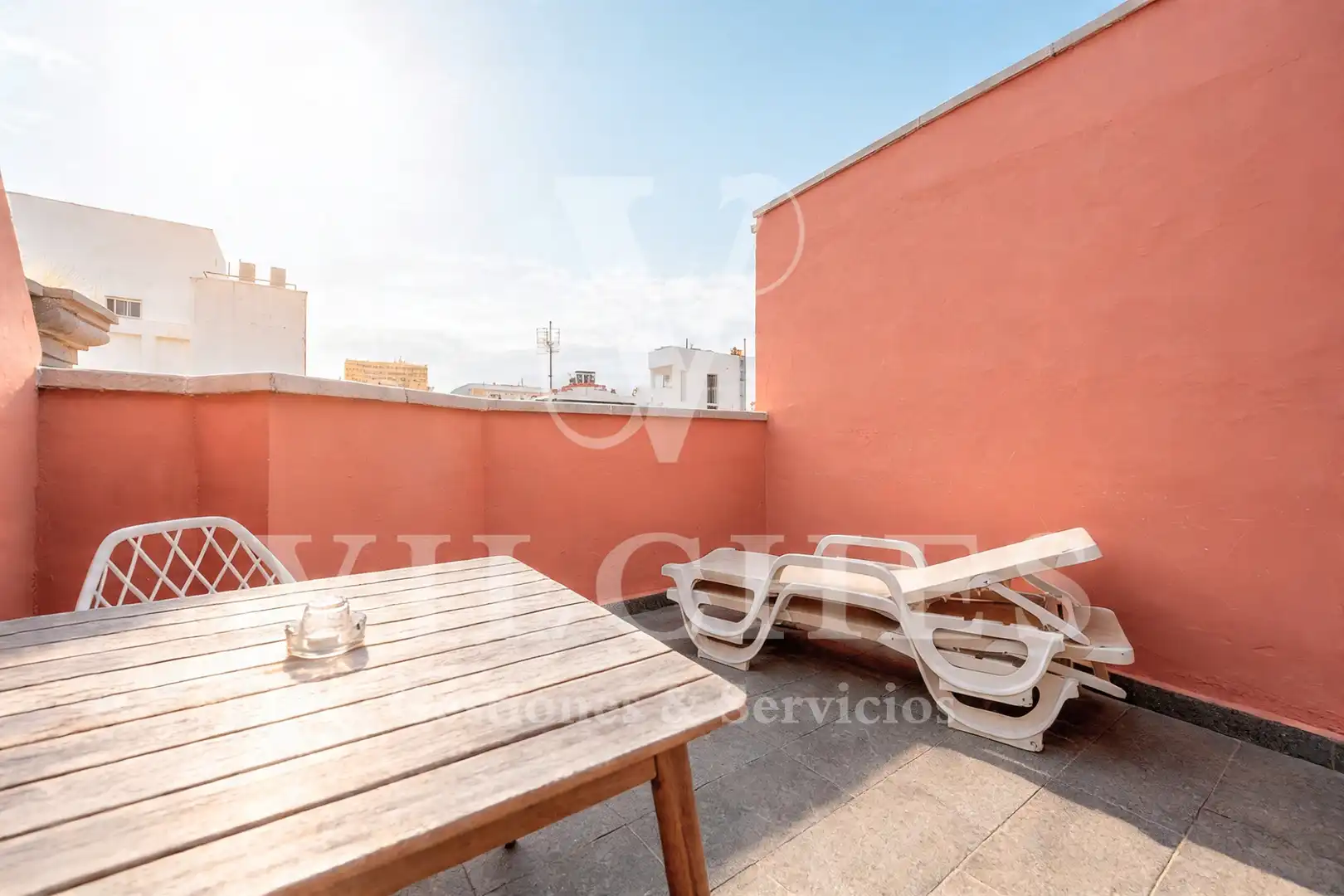 Penthouse with lift for sale in Calle Juan de Miranda, imagen 3