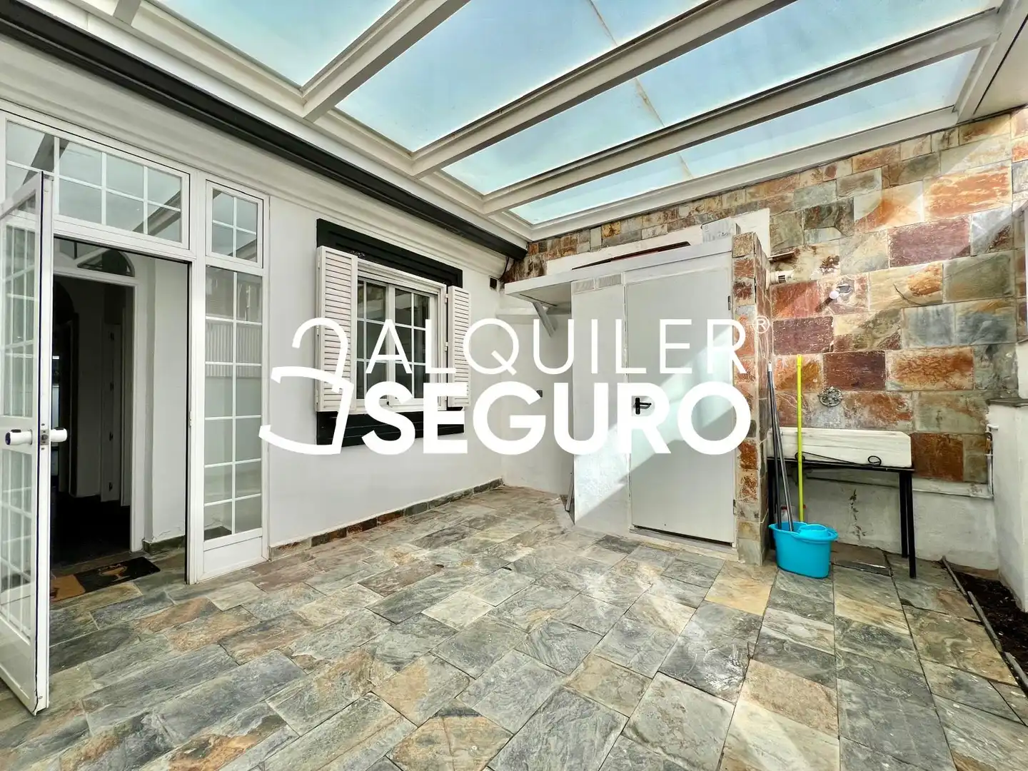 Vista exterior de Casa o xalet de lloguer en Madrid amb Aire condicionat, Calefacció i Terrassa