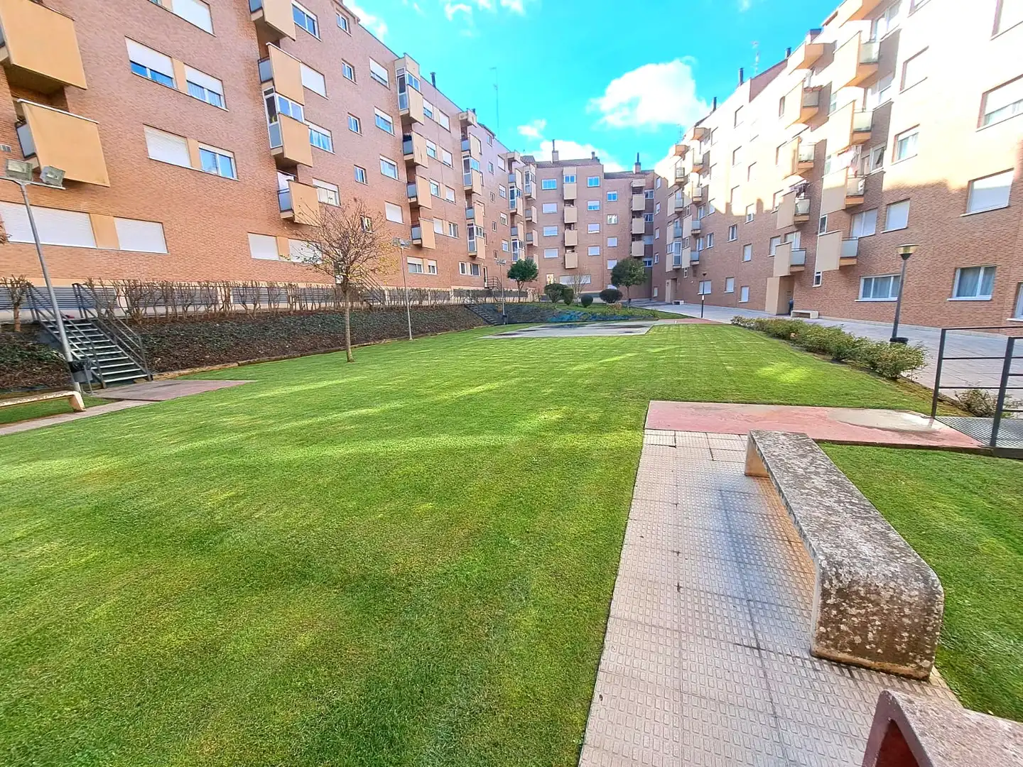 Appartement compact avec terrasse à vendre à Avenida Ingenieros del Ministerio Obras Públicas, imagen 3