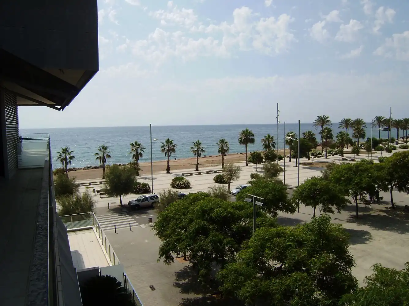 Exterior view of Flat for rent in Badalona  with Air Conditioner, Heating and Terrace