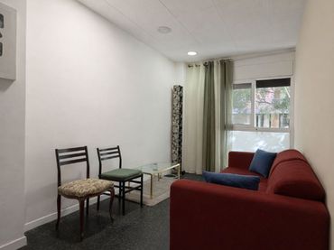 Wohnung mit Aufzug zur Miete in villarroel 12