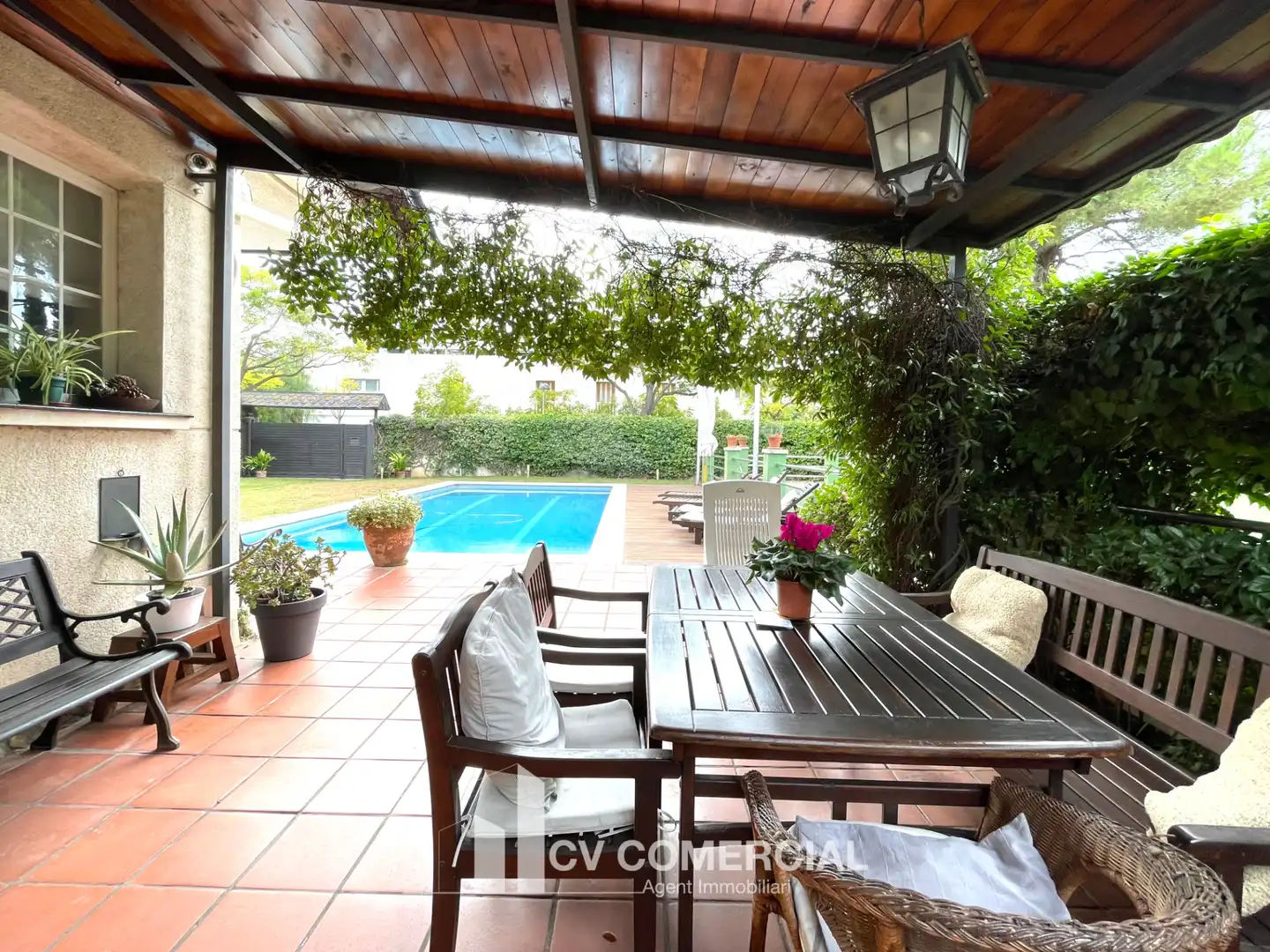 Jardí de Casa o xalet en venda en Sant Cugat del Vallès amb Aire condicionat, Calefacció i Jardí privat