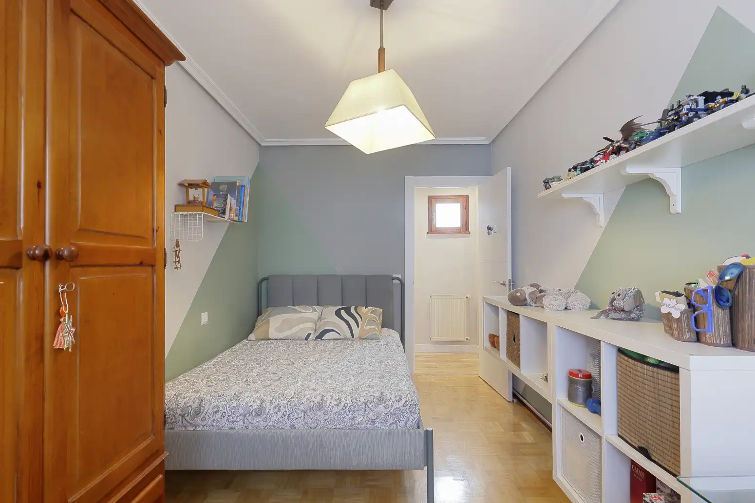 Schlafzimmer von Wohnung zum Verkauf in Gijón  mit Heizung und Parkett