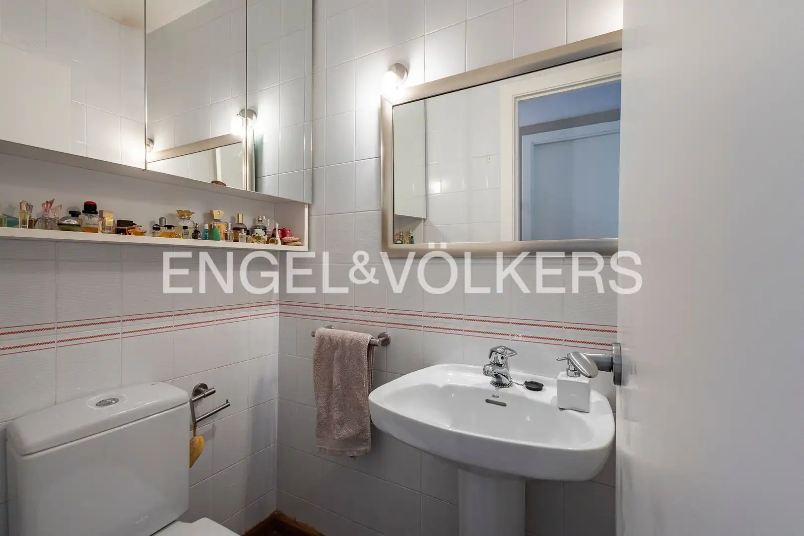 Bathroom of Houses for sale in Sant Feliu de Llobregat  with Heating, Private garden and Terrace