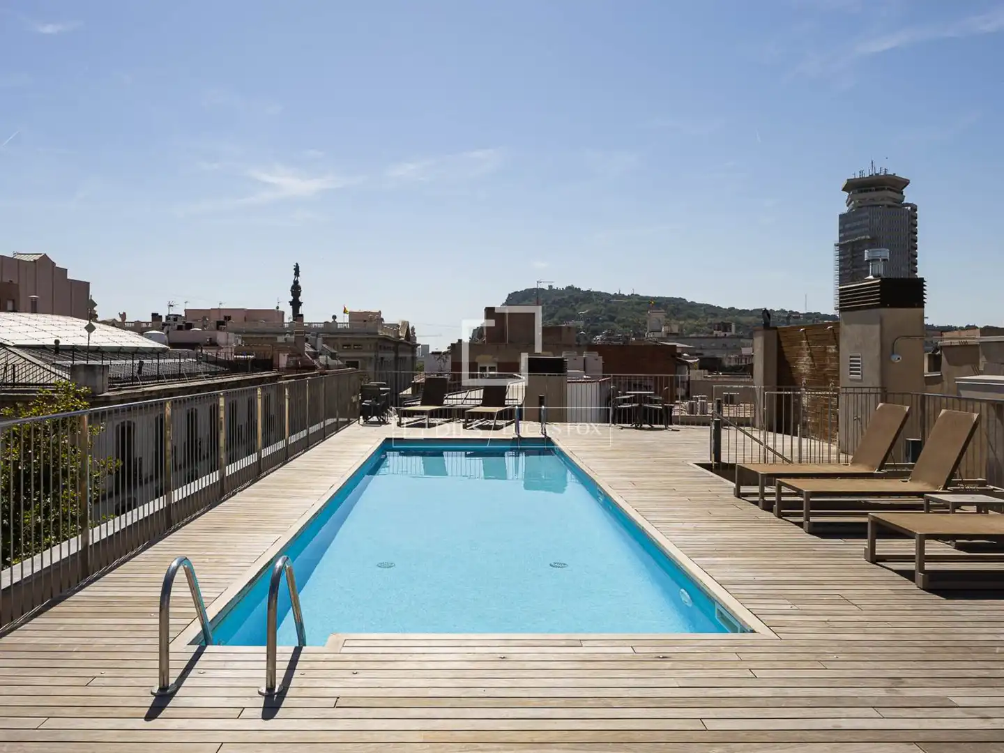 Piso con piscina en venta en Ciutat Vella