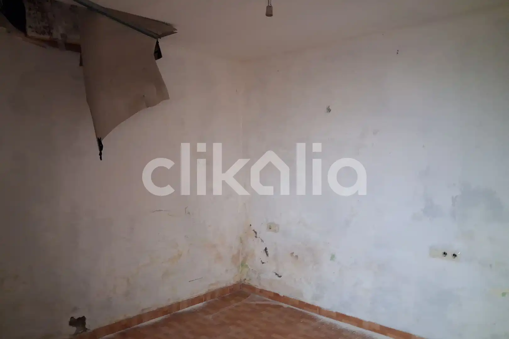 Küche von Einfamilien-Reihenhaus zum Verkauf in Sabadell mit Terrasse