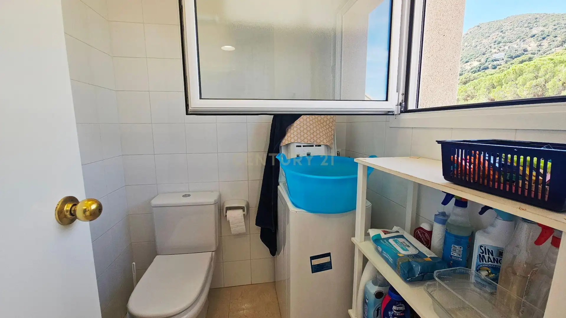 Bany de Dúplex en venda en Llançà amb Traster, Forn i Rentadora