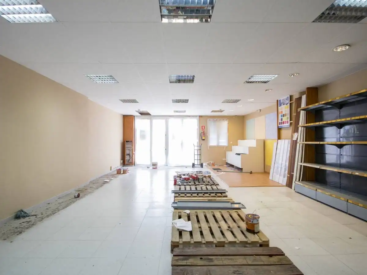 Gewerbefläche zum Verkauf in Maó ciutat, imagen 3