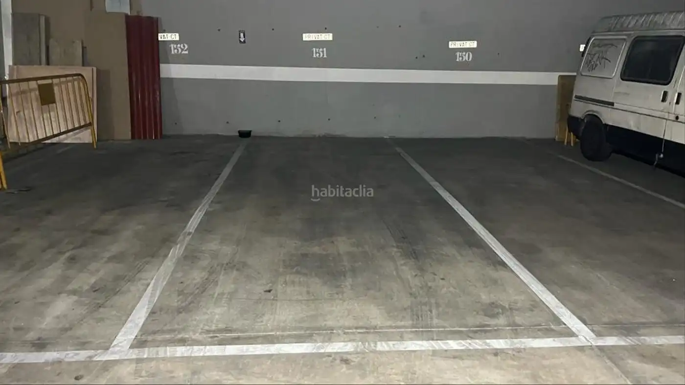 Einzelparkplatz zur Miete in Carrer d'Holanda 58