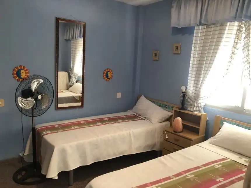Schlafzimmer von Wohnungen zur Miete in Santa Pola mit Privatgarten, Terrasse und Möbliert