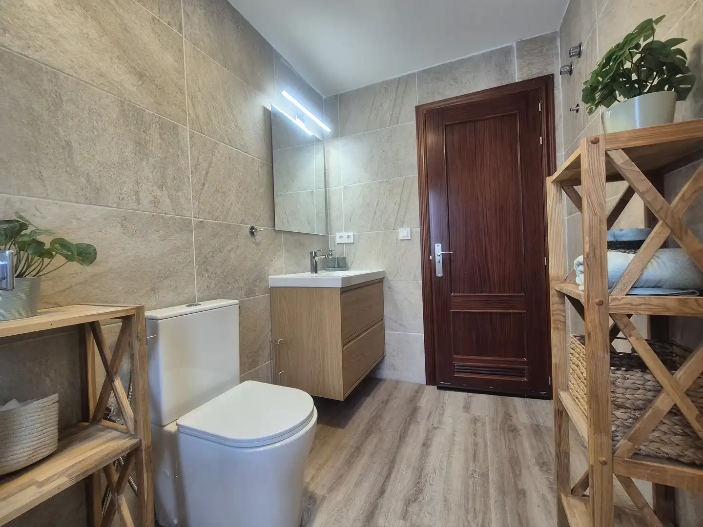 Baño de Piso de alquiler en Las Palmas de Gran Canaria con Jardín privado, Trastero y Amueblado