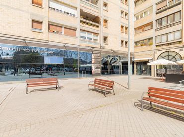 Local comercial de lloguer a Pamplona-Iruña - calle VUELTA CASTILLO 3