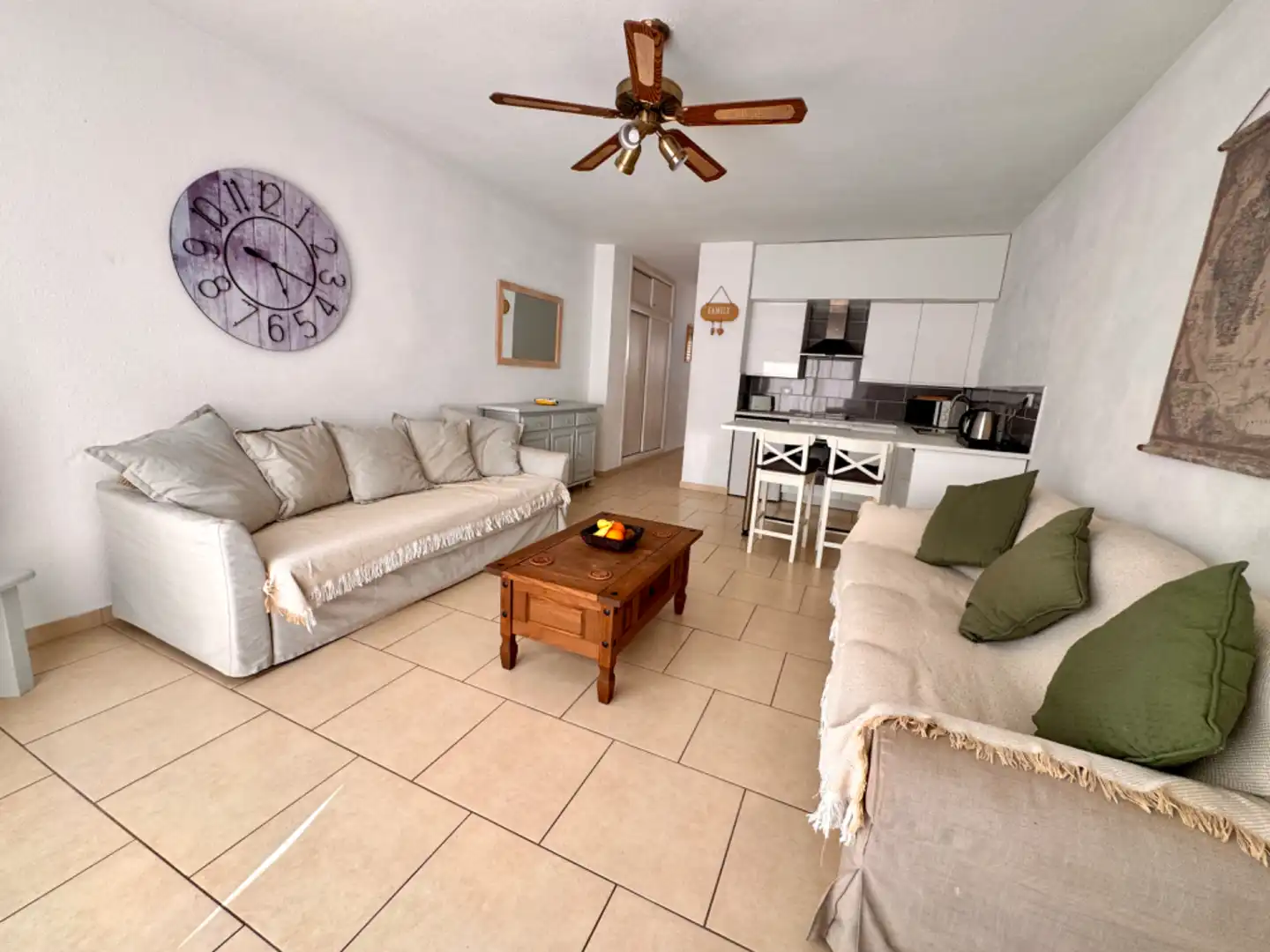 Living room of Apartments for sale in Adeje  with Furnished, Microwave and TV