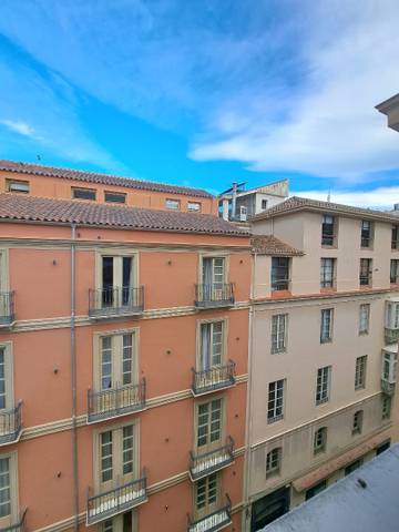 Oficina en Alquiler en Calle Blasco de Garay, 1 en Ensanche Centro - Puerto