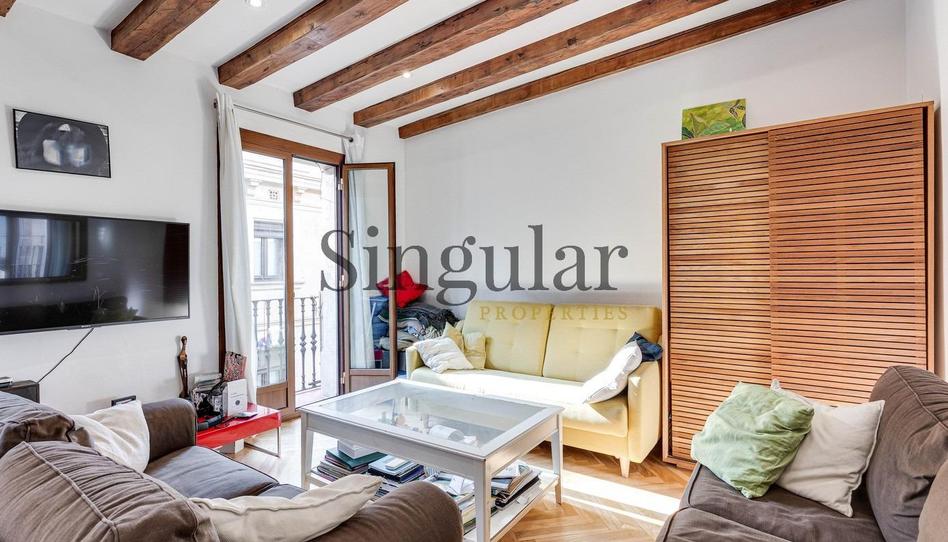 Photo 1 of Flat for sale in Carrer del Notariat, El Raval, Barcelona