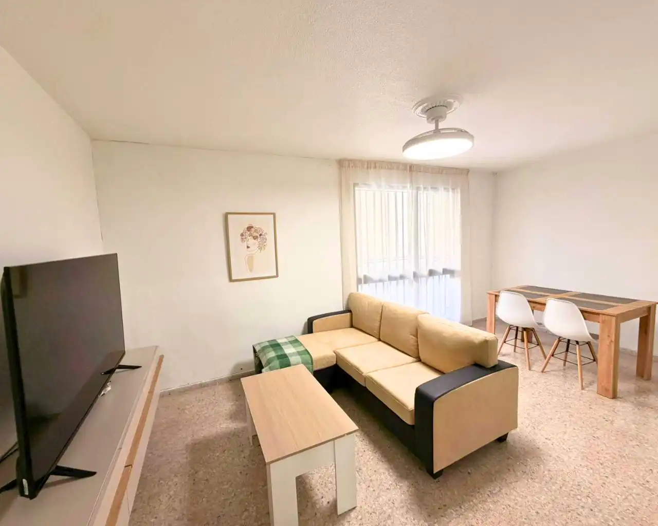 Sala de estar de Piso de alquiler en Jaén con Aire acondicionado, Calefacción y Amueblado