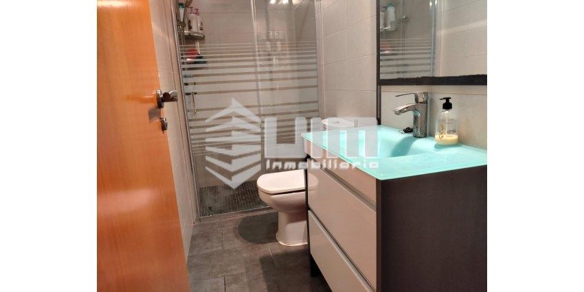 Bany de Casa o xalet en venda en Sagunto / Sagunt amb Aire condicionat, Terrassa i Moblat