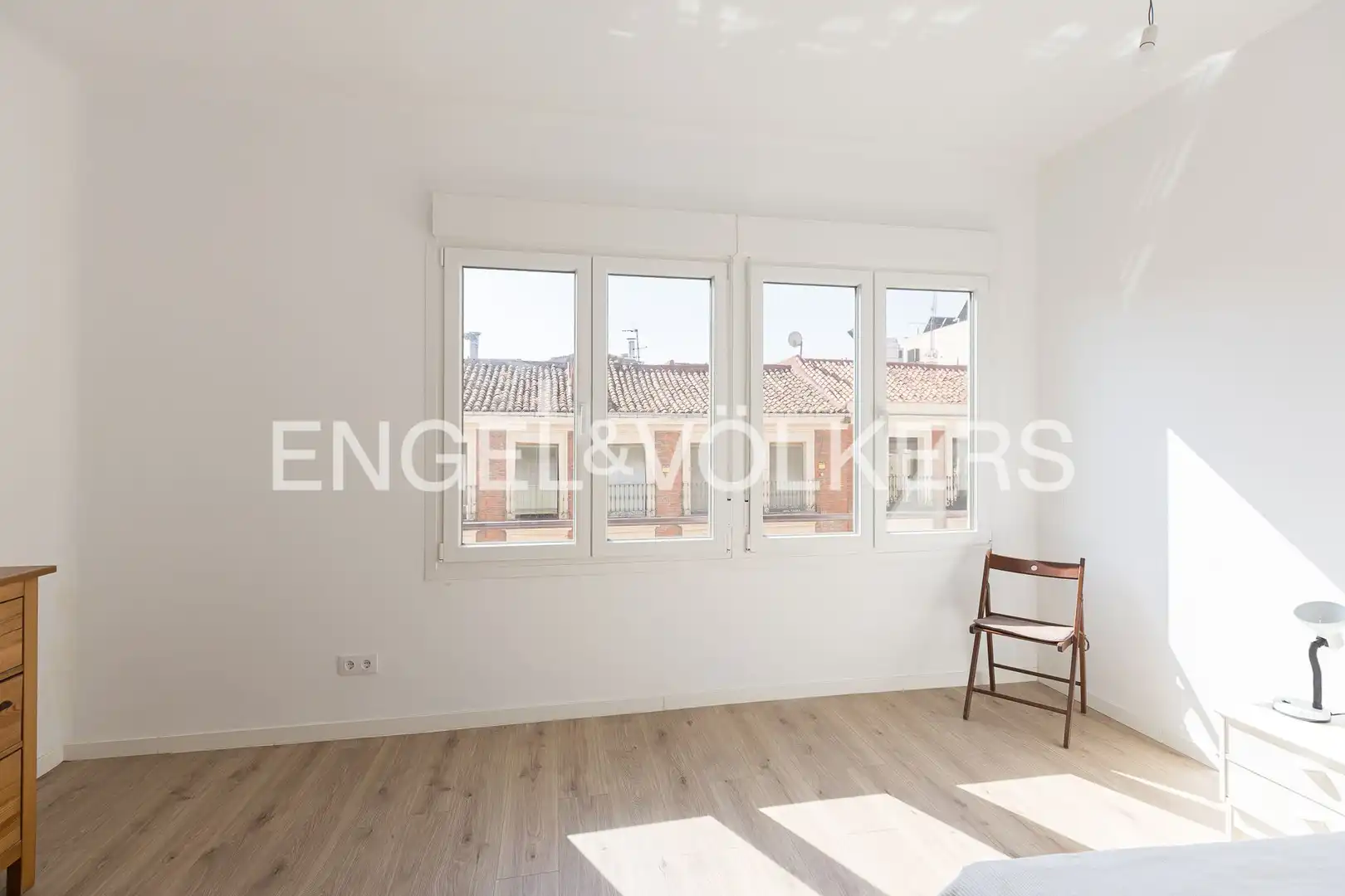 Bedroom of Flat for rent in Madrid  with Air Conditioner, Heating and Terrace