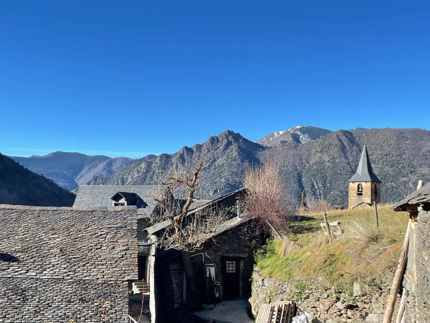 Exterior view of Country homes for sale in Esterri de Cardós