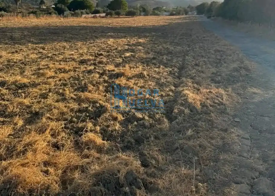 Terrenos y solares en venta en dehesa Aljaraque