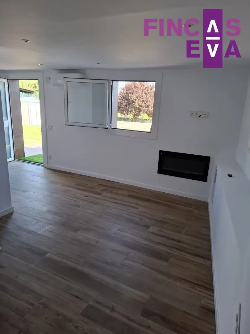 Sala de estar de Casa o chalet en venta en Vilanova del Vallès con Calefacción, Jardín privado y Terraza