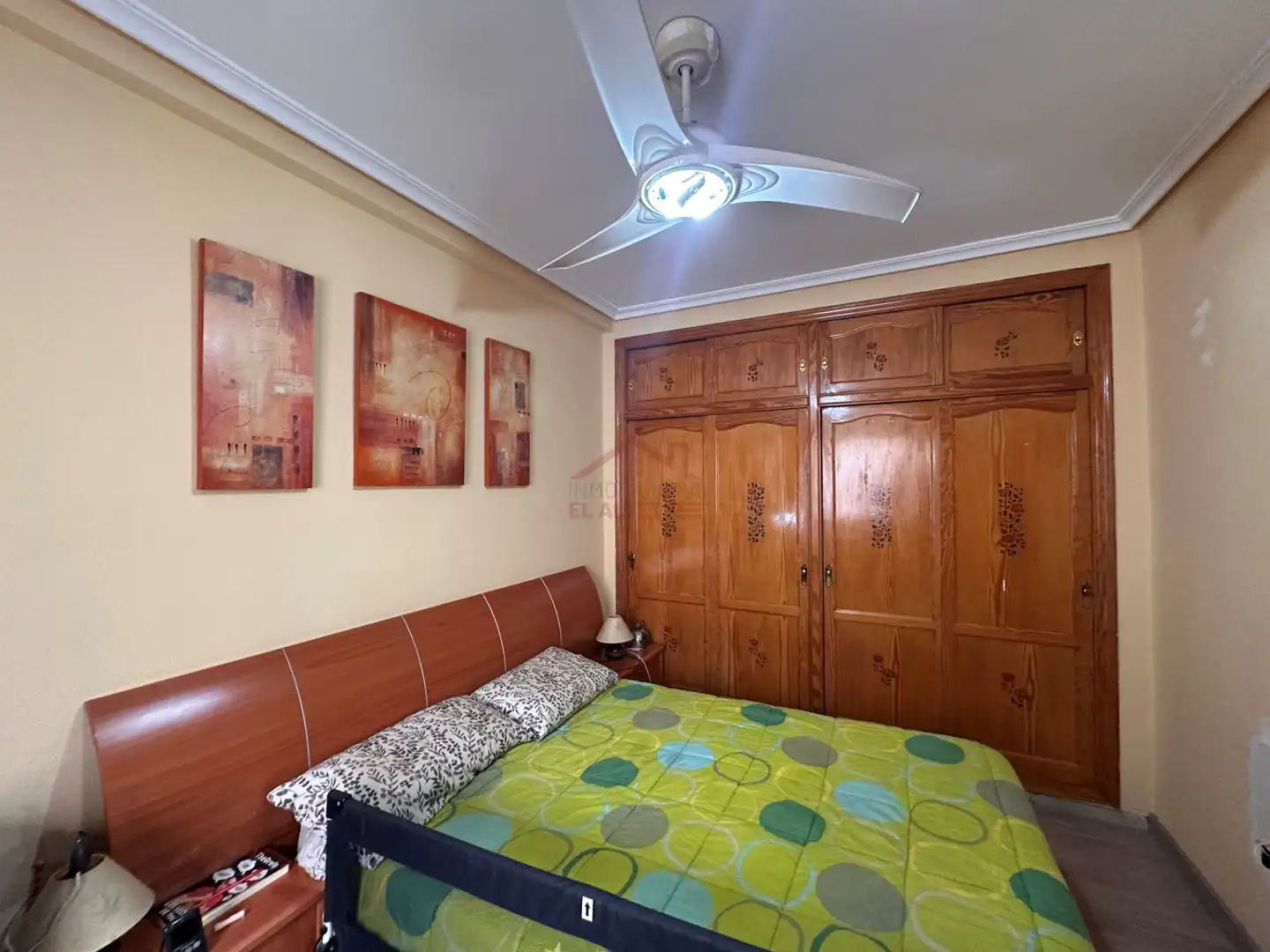 Schlafzimmer von Maisonette zum Verkauf in Elche / Elx mit Klimaanlage, Terrasse und Abstellraum