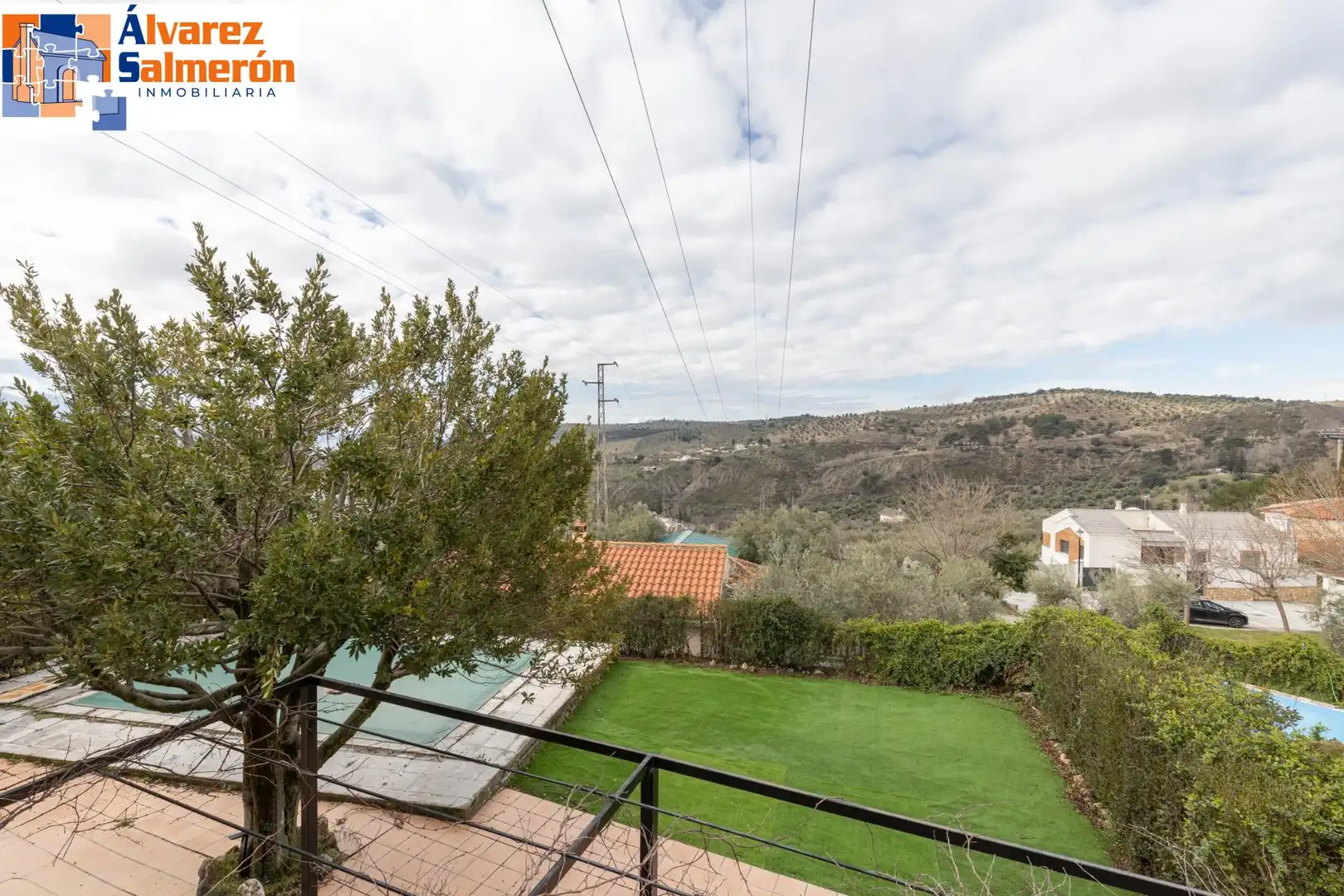Jardí de Casa o xalet en venda en Huétor de Santillán amb Calefacció i Piscina