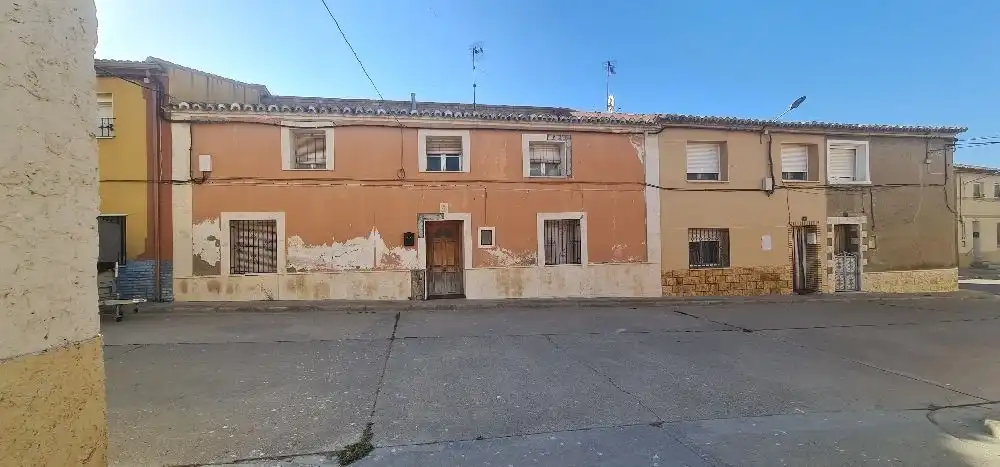 Vista exterior de Casa o xalet en venda en Remolinos
