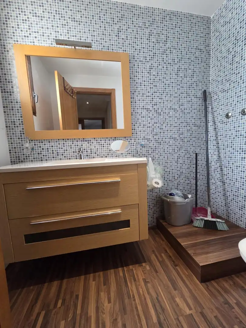 Badezimmer von Wohnung zur Miete in Archena mit Abstellraum und Möbliert