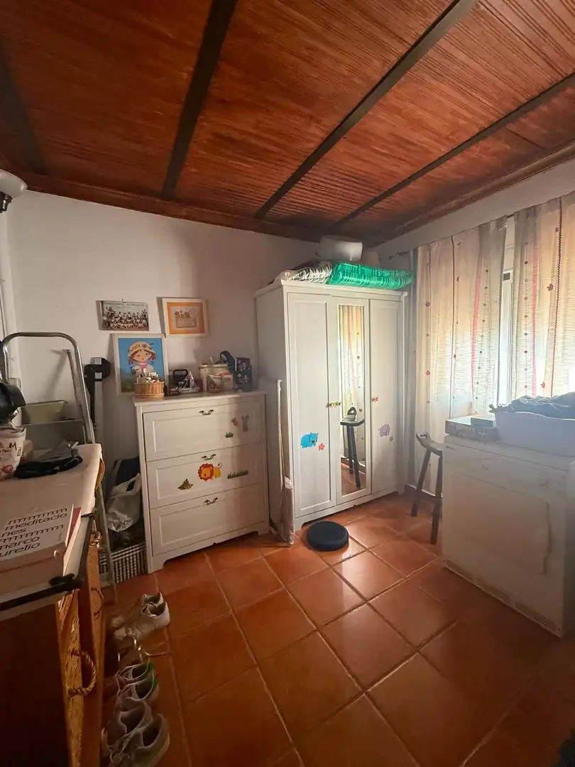 Dormitori de Casa o xalet en venda en Villanueva del Río y Minas amb Jardí privat, Terrassa i Traster