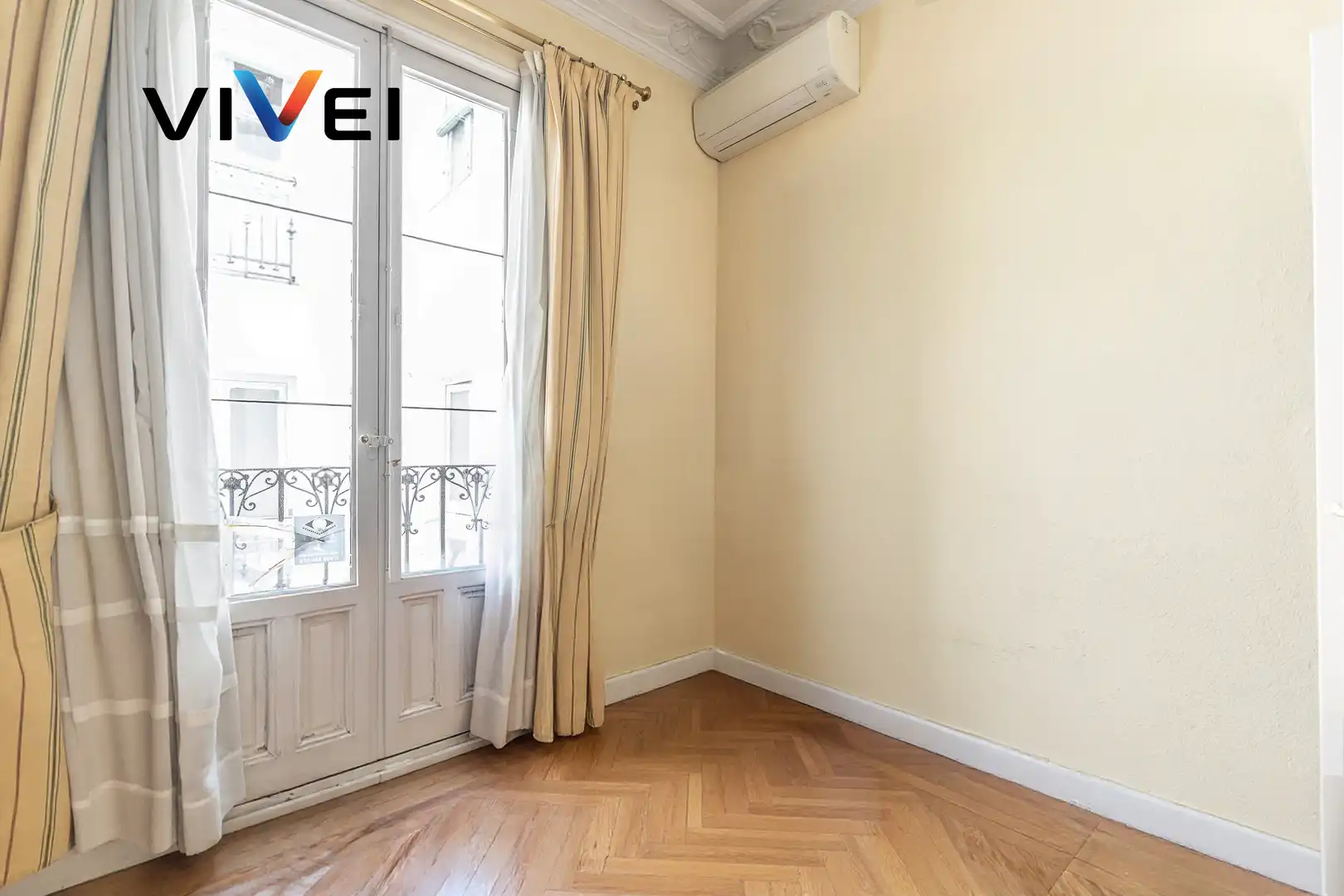 Schlafzimmer von Wohnung zum Verkauf in Madrid mit Klimaanlage, Heizung und Abstellraum