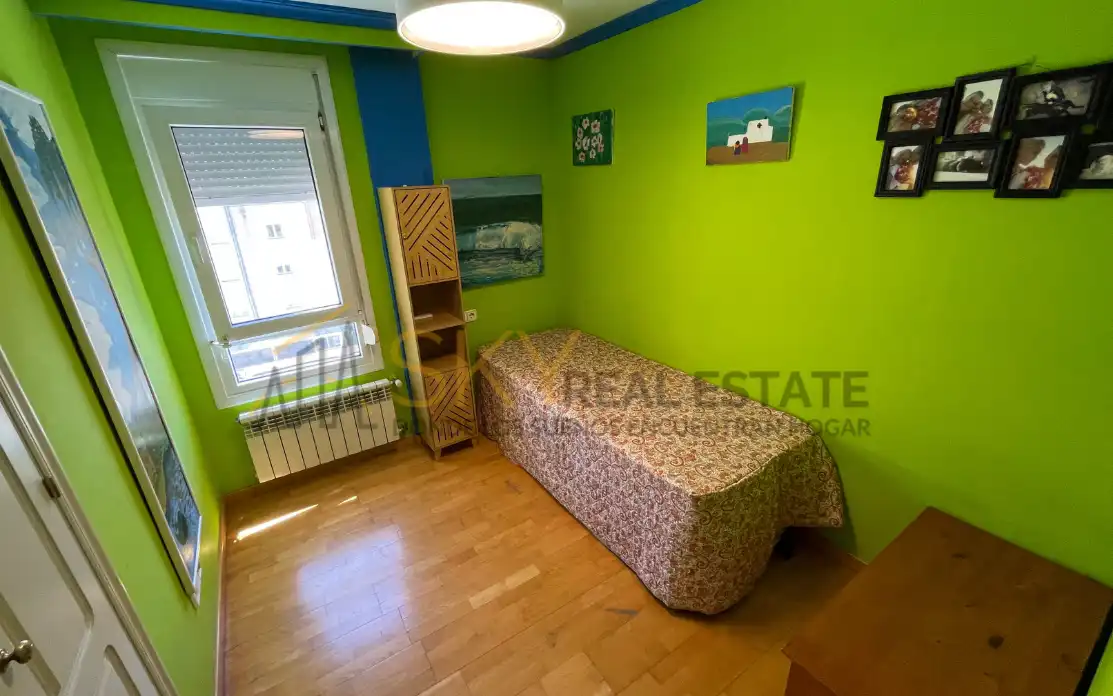 Bedroom of Buildings for sale in Bustarviejo