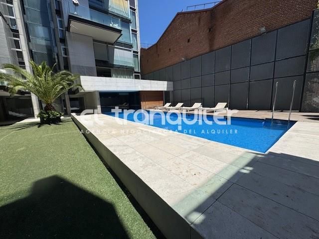 Piscina de Dúplex de lloguer en  Madrid Capital amb Aire condicionat, Jardí privat i Terrassa