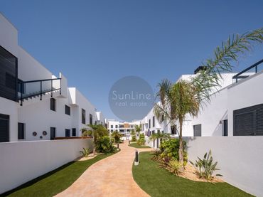 Piso con piscina en venta en L'Almadrava-L'Estanyò