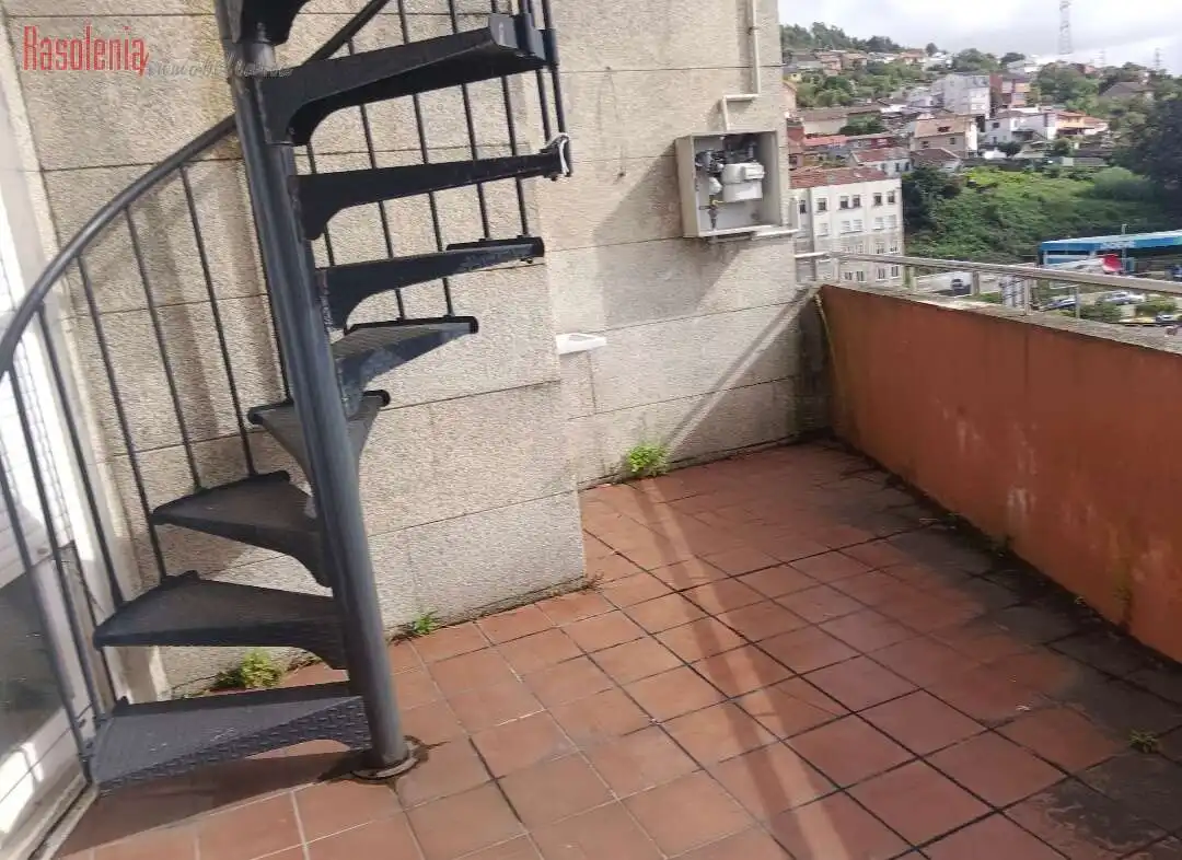 Terraza de Edificio en venta en Vigo 