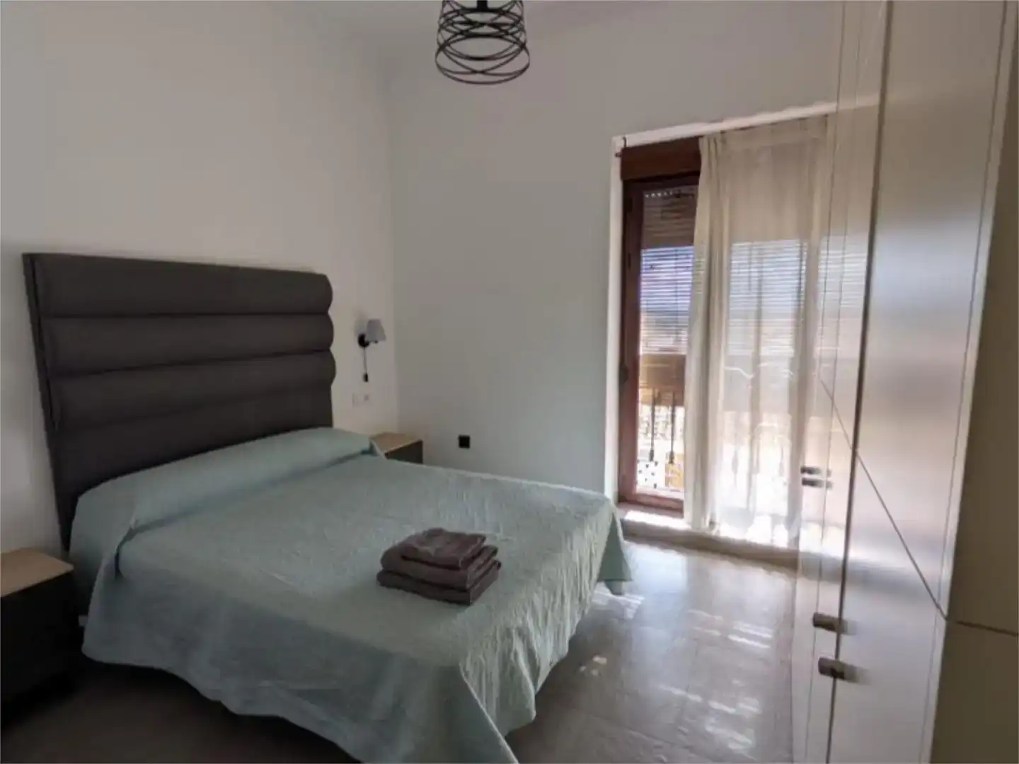 Schlafzimmer von Wohnung zur Miete in Montilla mit Klimaanlage