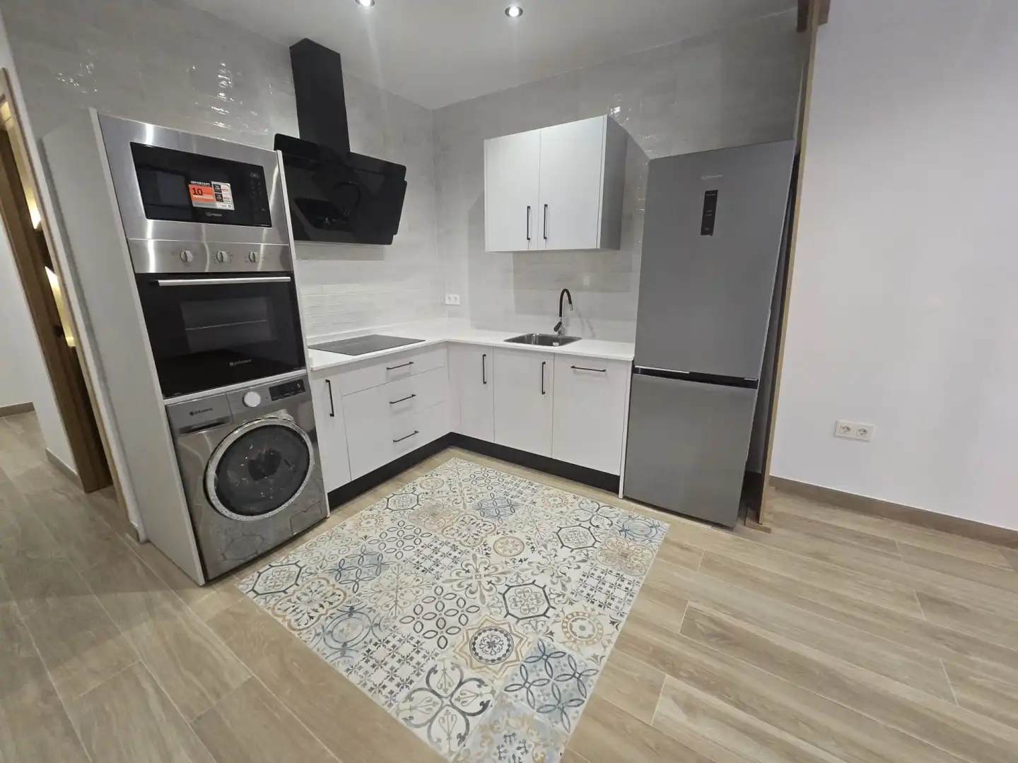 Flat with lift to rent in JOSE LAGUILLO, imagen 4