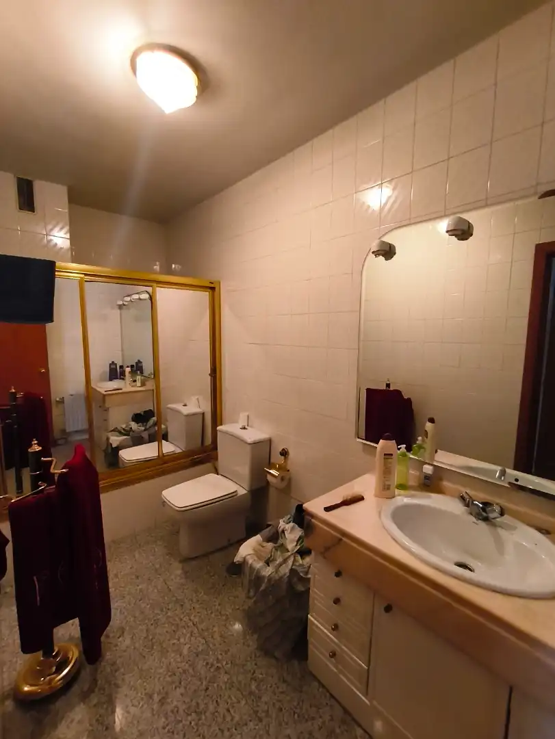 Baño de Casa o chalet en venta en Guadalajara con Calefacción