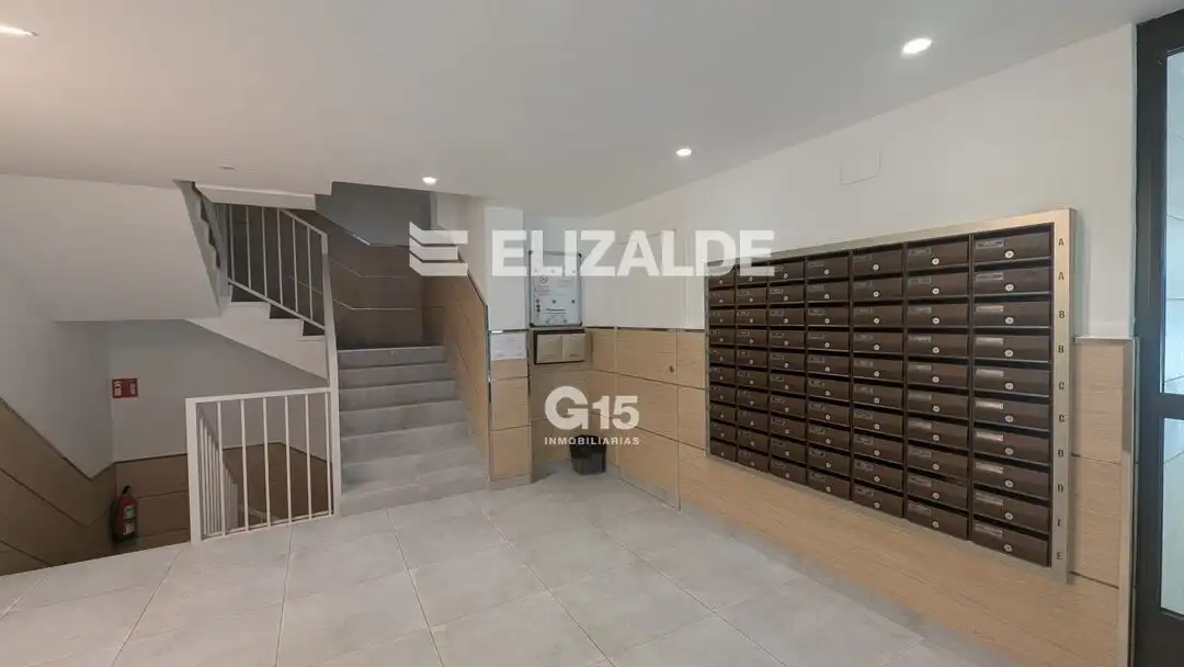 Piso con terraza en venta en Txapinene Kalea, imagen 31
