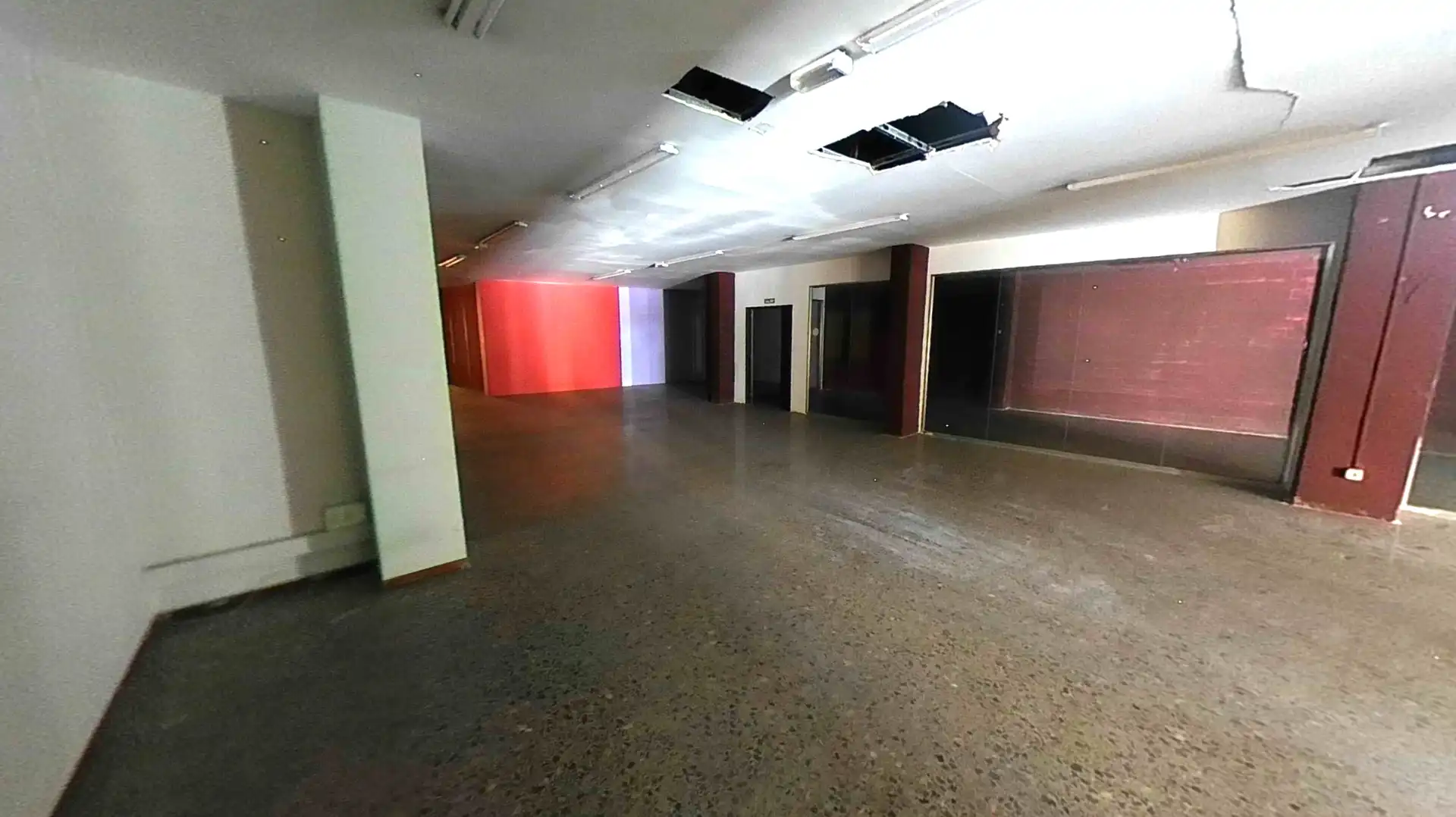 Nau industrial en venda en Viladecans