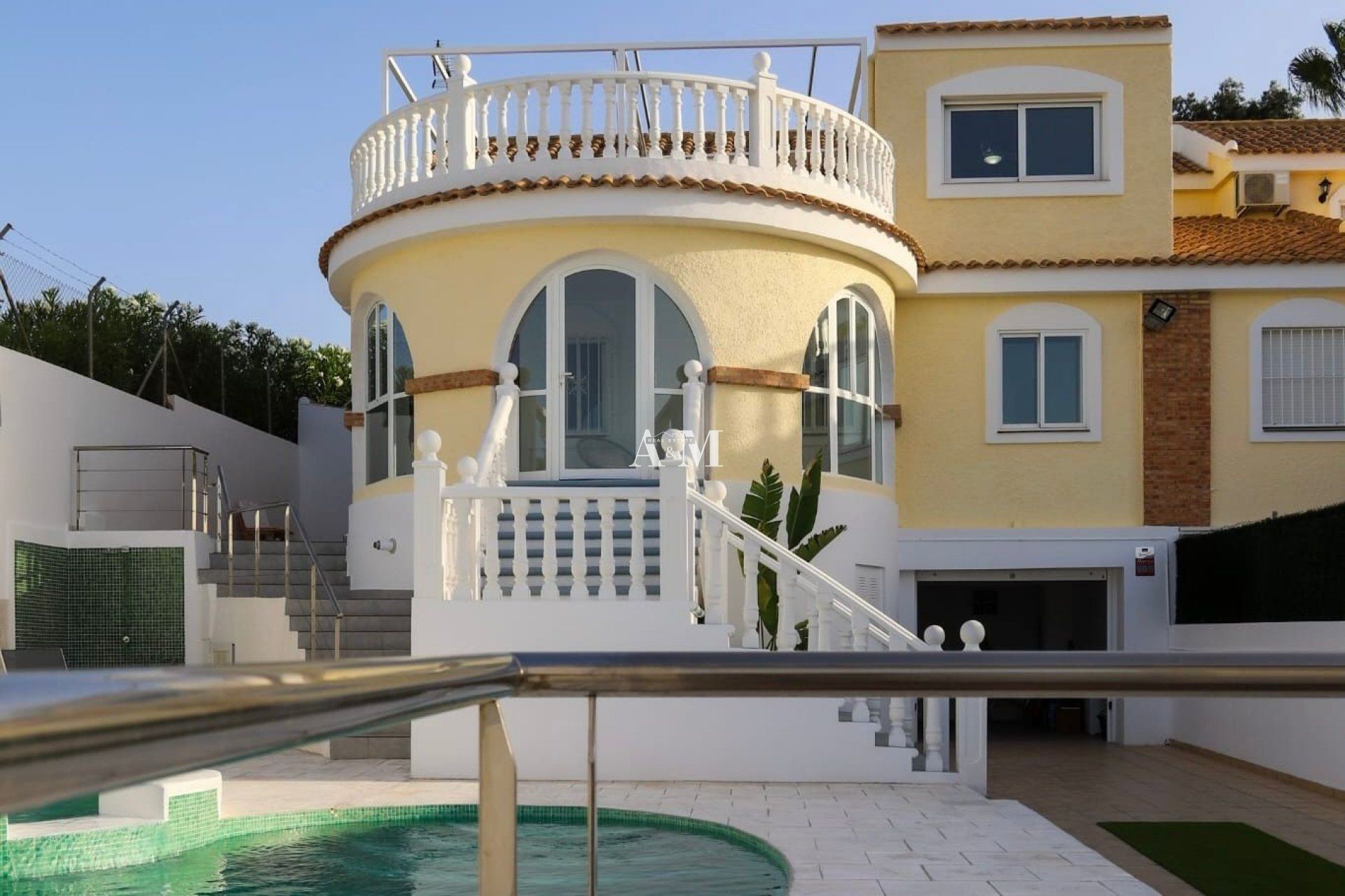 Exterior view of House or chalet to rent in Santa Pola  with Private garden, Terrace and Swimming Pool
